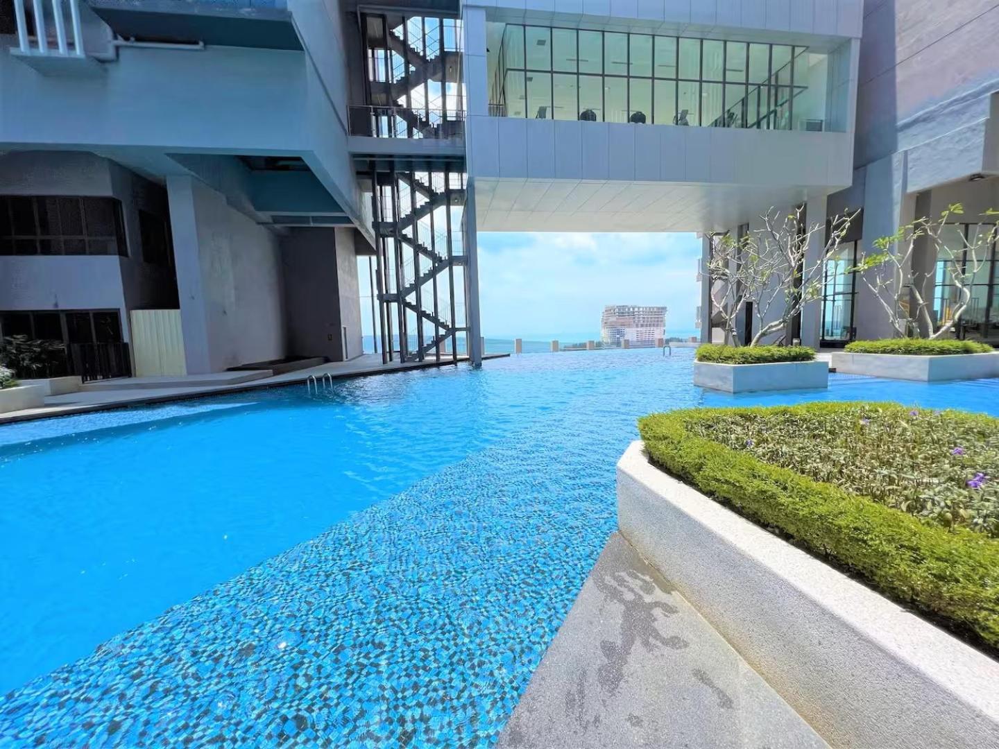 Imperio Residence Melaka Esterno foto