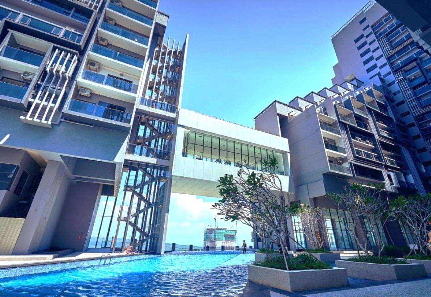 Imperio Residence Melaka Esterno foto