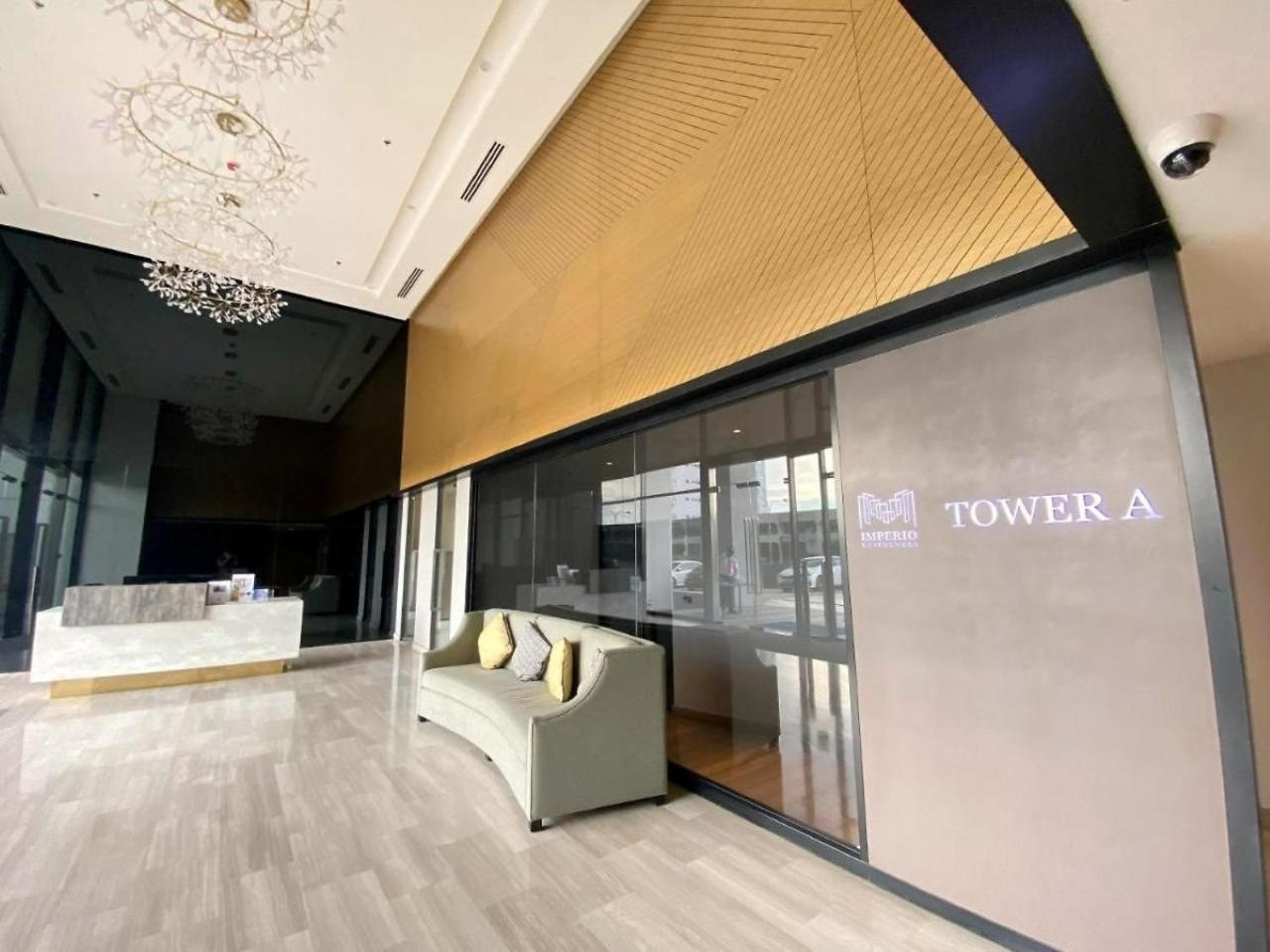 Imperio Residence Melaka Esterno foto
