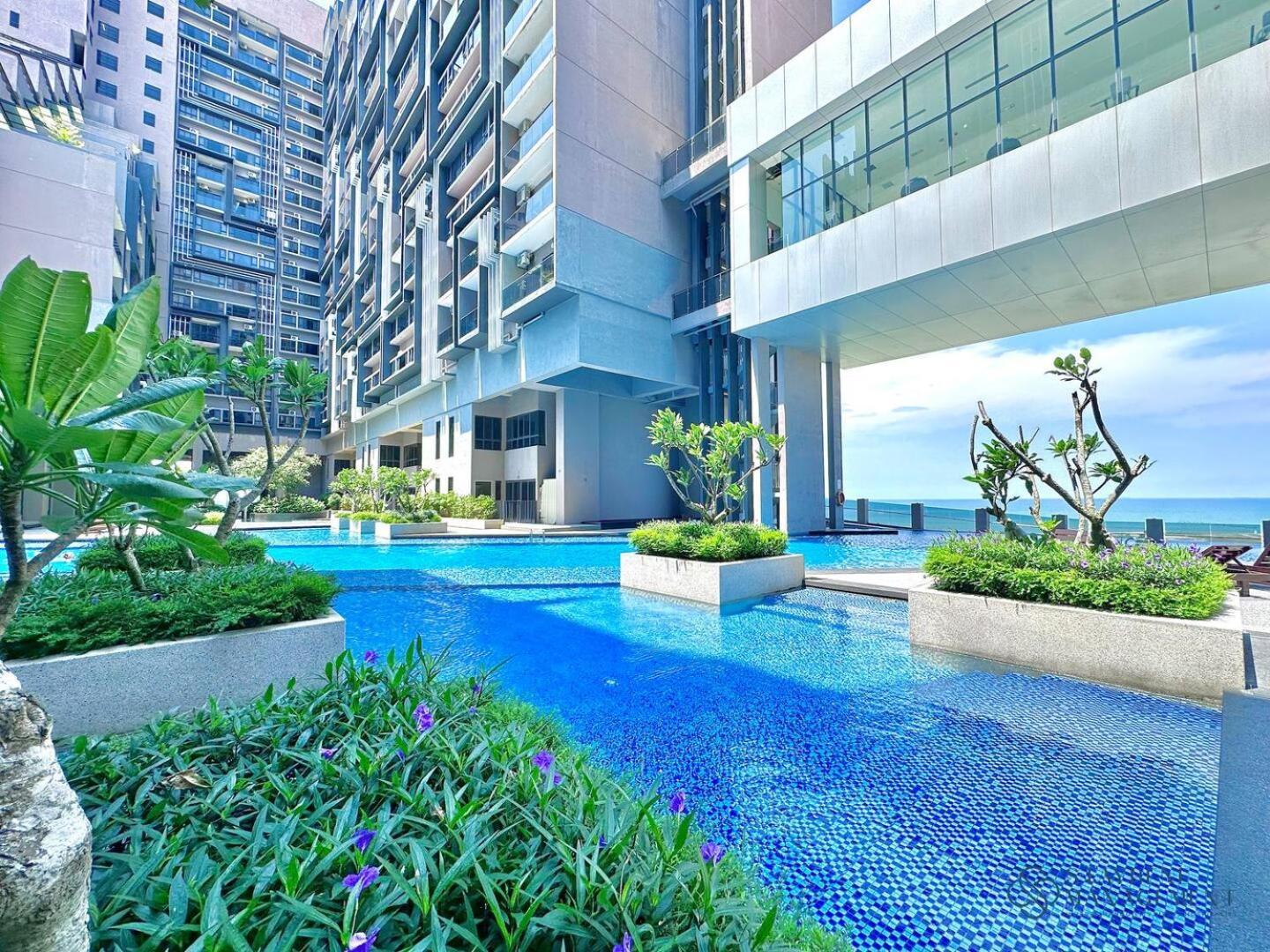 Imperio Residence Melaka Esterno foto