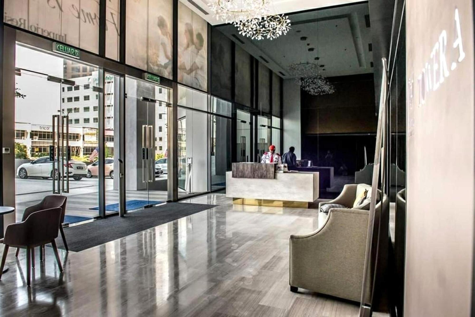 Imperio Residence Melaka Esterno foto